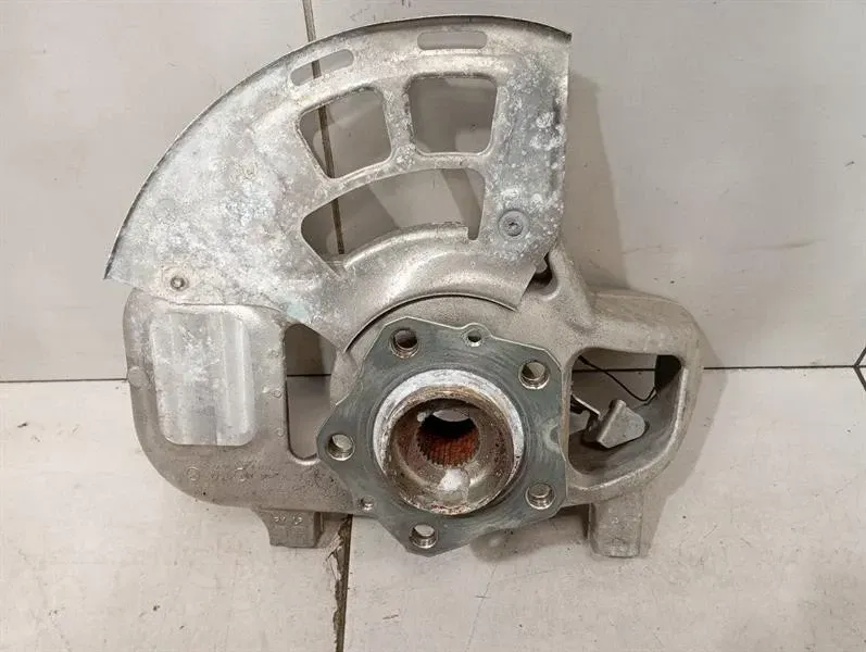 Ferrari GTC4 Lusso T 3.9 V8 Left Front Hub 268377 Wheel Bearing Housing Front Left -