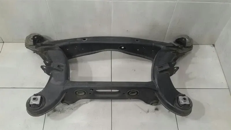 Mercedes C Class W205 Subframe Rear A2053507207 Axle Frame Rear Axle OM651-