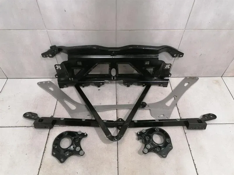 BMW 4 G83 M4 holder bracket 51648746951 holder carrier BRACE STRUT FRONT SET -