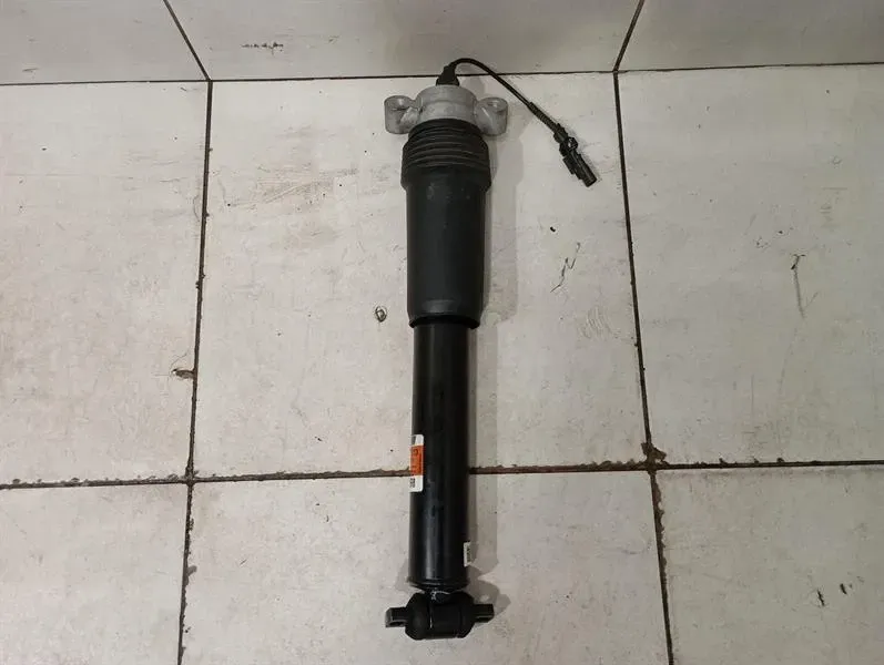 Chevrolet Corvette C7 Shock Absorber Front 84235049 Front Shock Absorber