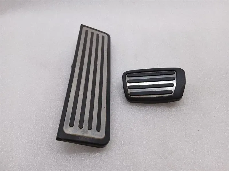 CHEVROLET CORVETTE C7 23152860 PEDAL COVERS-