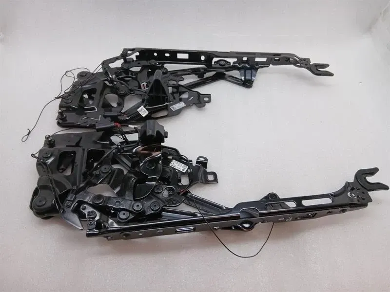 BMW 4 G83 M4 ROOF SOFT TOP HINGE 54345A05E28 SOFT TOP HINGE
