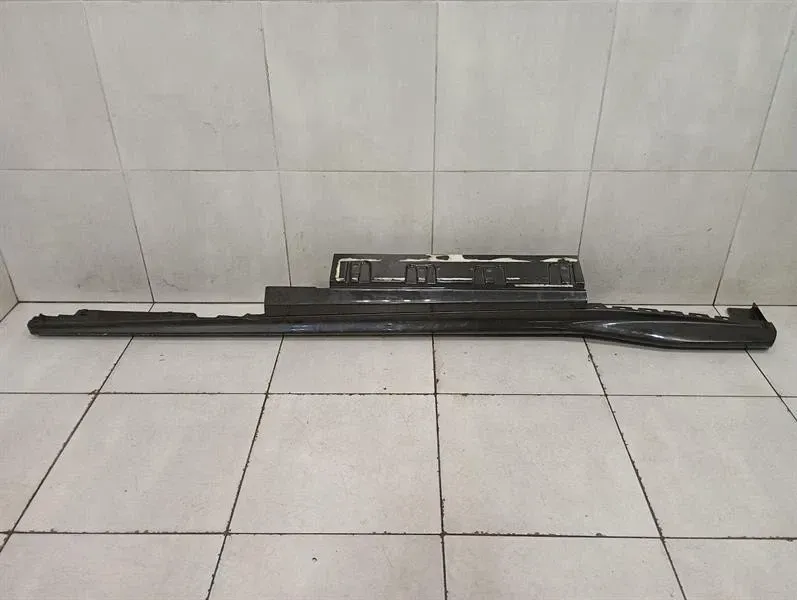 Ferrari 812 Superfast F152M left carbon side skirt 89130200 side skirts Li-