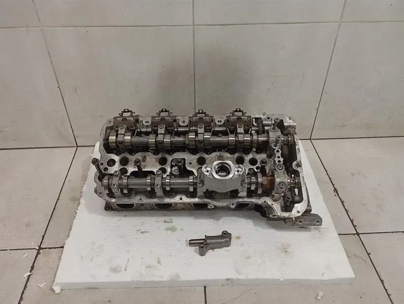 BMW 5 Series F90 G30 M5 Cylinder Head 11122118183 cyl 5-8 CYLINDER HEAD S63