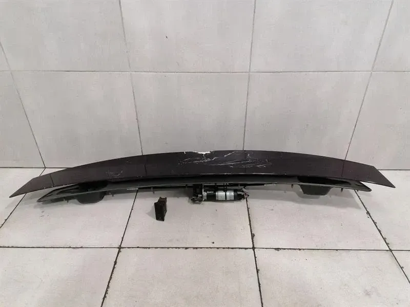 Audi RS5 8T rear spoiler 8T0827948B defects rear spoiler -