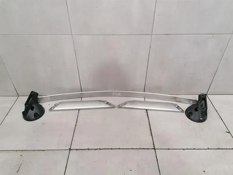 Aston Martin Rapide 10-14 Strut Brace 4G43-108A75-AA Bracket Carrier