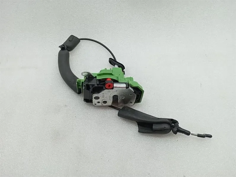 Ferrari GTC4 Lusso T 3.9 V8 F151M Door Lock 88778100 RHD LEFT Door Lock -
