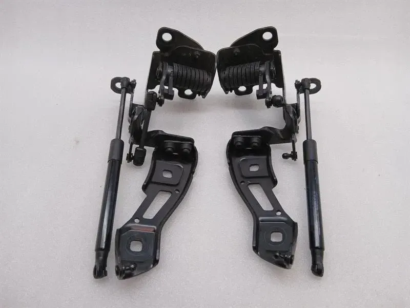 BMW 4 G83 M4 boot hinge 51248495767 tailgate hinge