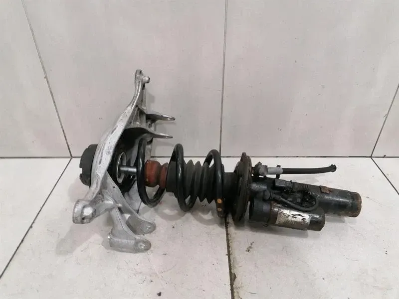 Audi RS5 8T shock absorber front 8K0412019 left shock absorber front left-