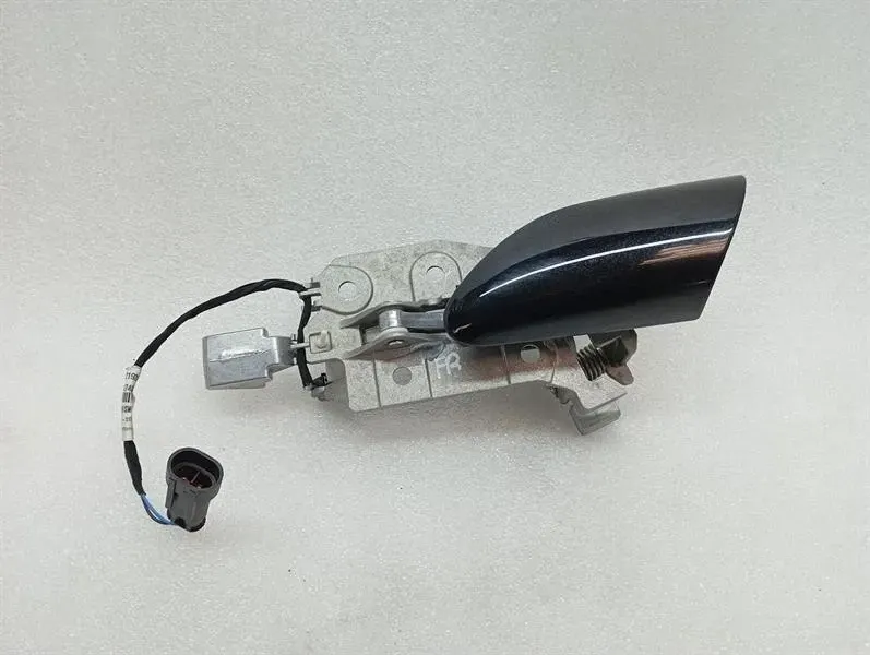 Ferrari GTC4 Lusso T 3.9 V8 F151M Door Handle 87507400 RH Door Handle