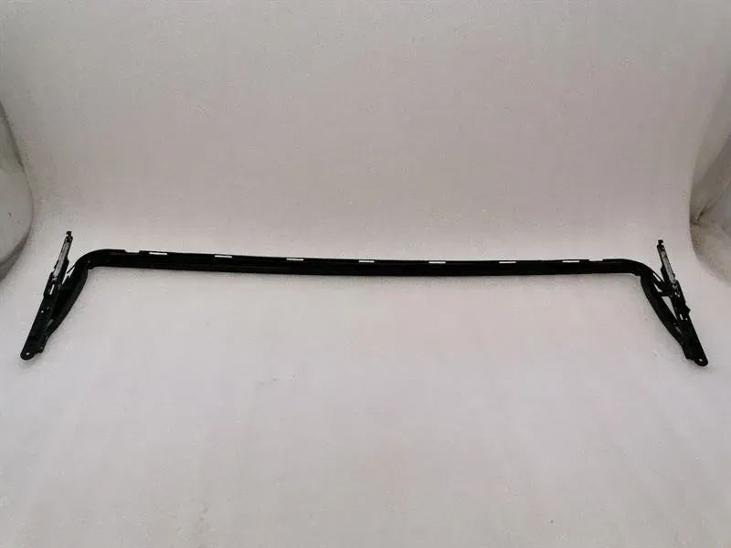 Porsche Panamera Wind Deflector 971 971877651 Wind Deflector Faulty-