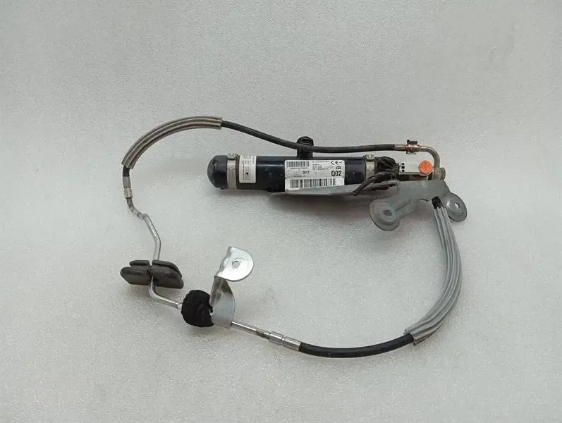 Mercedes C Class W205 Engine Bay Extinguisher A2058604700 Engine Fire Extinguisher-