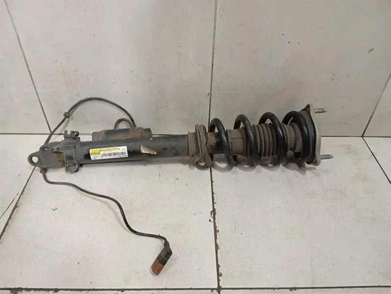 Mercedes C Class W205 C63 AMG Shock Absorber FLH A2053201101 Front Shock Absorber-