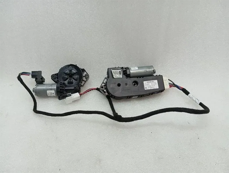 Mercedes C Class W205 Sun Roof Engine A2059001024 Sunroof Motor -