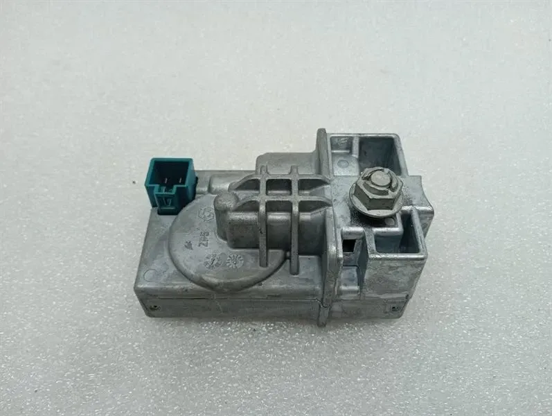 Mercedes C Class W204 Steering Lock A2045458132 Steering Column Lock-
