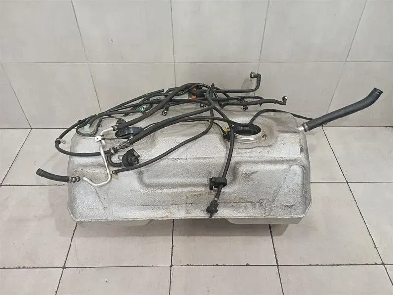 Ferrari 599 GTB F141 Fuel Tank 204318 Fuel Tank-