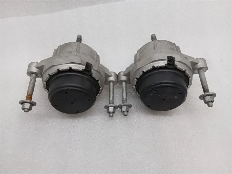 Chevrolet Corvette C7 Grand Sport Engine Mount Set 23187451 Engine Mount Set-