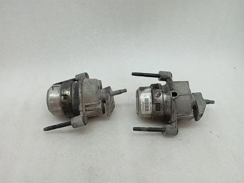 Chevrolet Corvette C7 Gearbox Mount 23187445 Set of 2 Transmission Mounts -