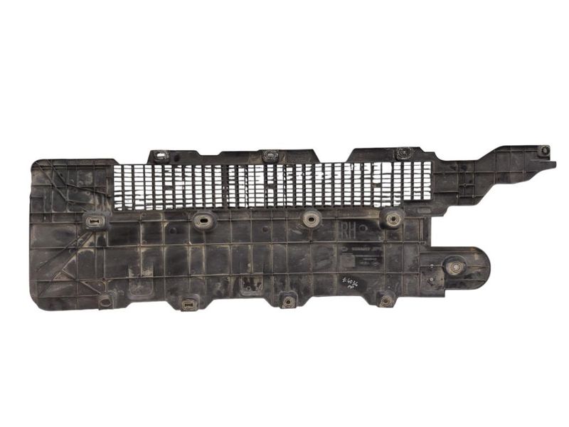 748143546R Body splash shield right RENAULT TALISMAN (L2M, KP) (2013-2022)