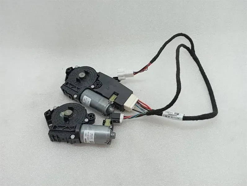 MERCEDES C Class W205 Sun Roof Engine A2059002729 SET Sunroof Motor SET-