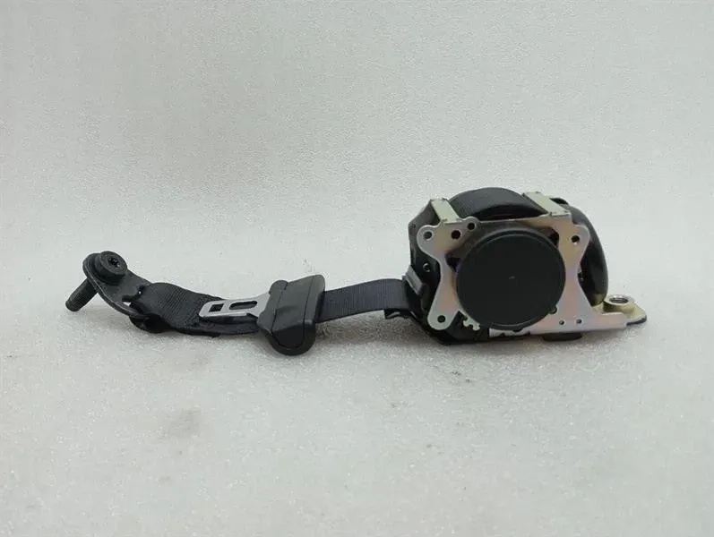 Mercedes C Class W205 Front Seat Belt A2058601501 Left Seat Belt Front Li-