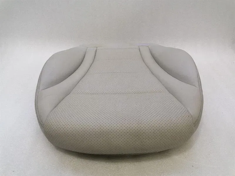 MERCEDES C CLASS RIGHT SEAT CUSHION W205 A2059100946 7M97 GREIGE SEAT CUSHION-