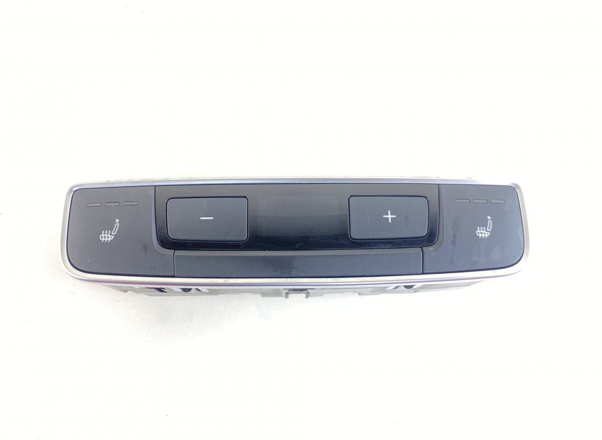 8W0919158D Rear AC heater control panel AUDI A5 (F53, F57, F5A) (2016-)