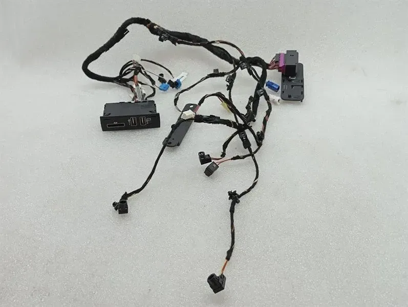 Mercedes G-Class W463A W464 18-24 Electronic Module A2228203026 ECU USB-