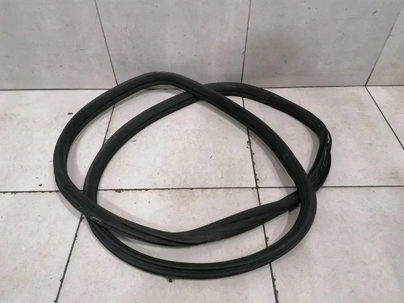 Mercedes G-Class W463A W464 18-24 Door Seal A4637311300 Rear Right Door Seals-