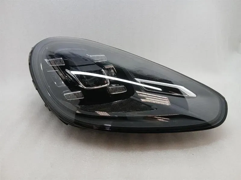 MK2 14-17 PORSCHE CAYENNE 958 92A Right Headlight 958941774C Headlamp Right-