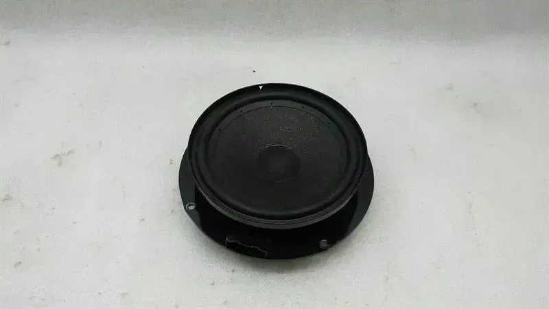 Volkswagen Scirocco Speaker 1K8035454A Speaker