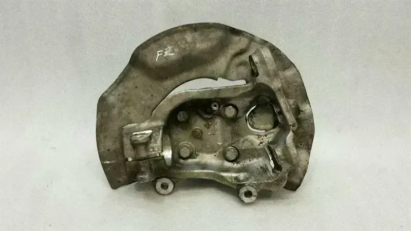 BMW 6 Series E63 Left Front Hub 2282889 Wheel Bearing Housing Front Left