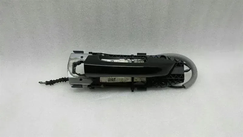 Volkswagen Scirocco right door handle 1K8837885E door handle right