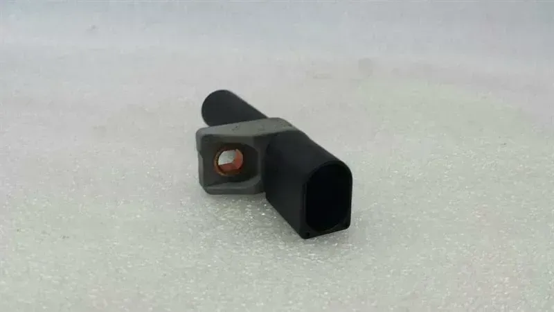 Mercedes E Class W212 Crankshaft Position Sensor A6519050000 Sensor Crankshaft