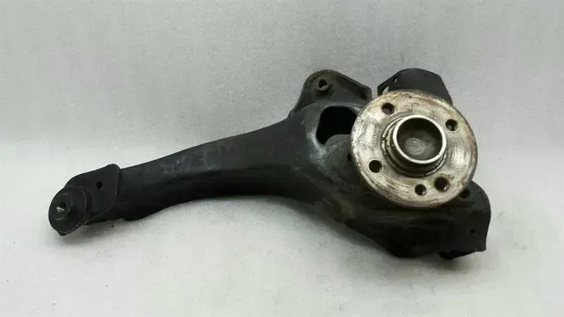 Mini Cooper S R56 Right Rear Hub 6769026 Wheel Bearing Housing Rear Right