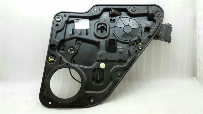 Jeep Cherokee Right Rear Door Winder 68079288AA Window Regulator Rear Right 2013