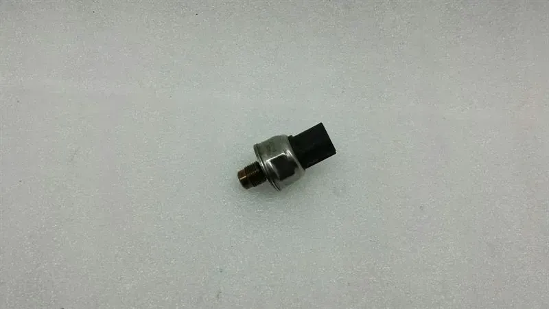 MERCEDES CL W216 FUEL PUMP PRESSURE SENSOR A0045425118 Fuel Pump Sensor