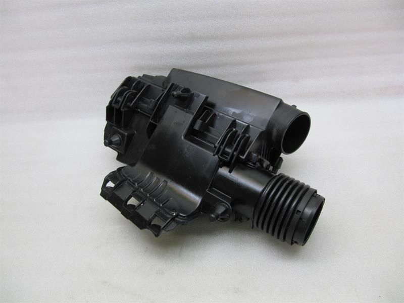 Mercedes C Class W204 Airbox A2710901601 Luftfilterkast