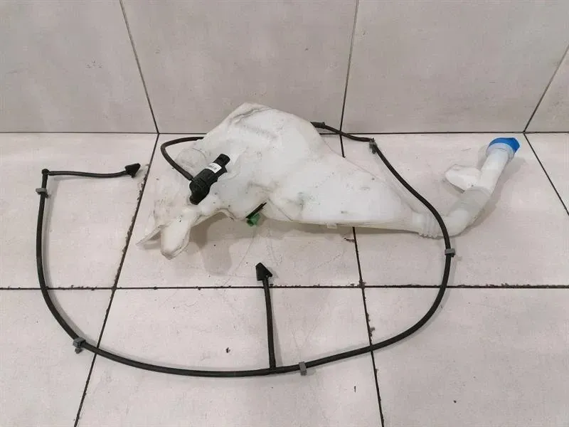 TESLA MODEL S 70 WASHER FLUID RESERVIOR 1028706-00-A RIGHT HAND DRIVE RHD-