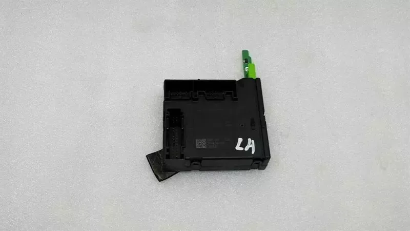 Volkswagen Passat 3C Window Motor Module 3C095979 Power Window Motor Control Unit