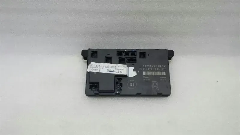 2007 Mercedes E-Class E500 2118201685 door control unit front right door