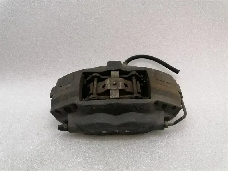 Tesla Model S 70 Brake Caliper Rear Left 1007888-00-B Brake Caliper Rear Left