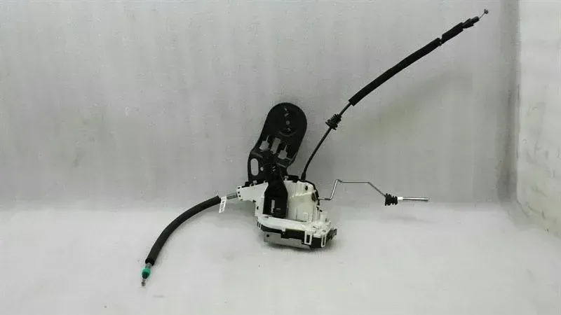 CHRYSLER 300C Rear Left Door Lock P04589915AD Door Lock Rear Left 2012