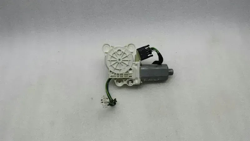 Mercedes W211 E500 Power Window Motor Front Right A2118203042 Door Window Motor