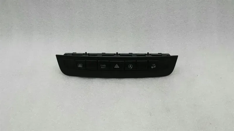 Mercedes GLA X156 Switch Block A1569053501 Switch Block