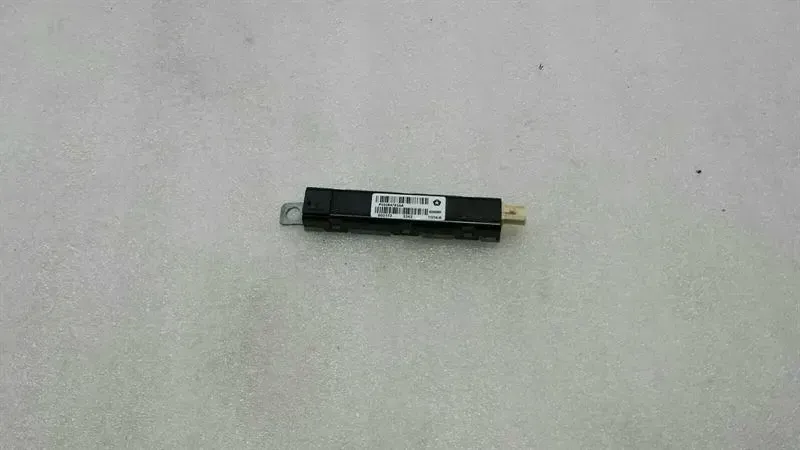 CHRYSLER 300C Aerial / Antenna P05064783AA Antenna