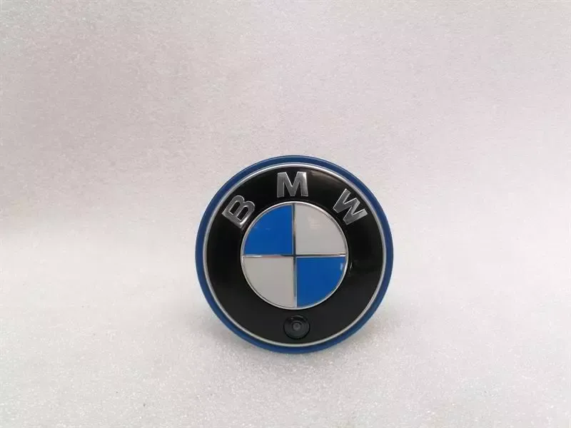 BMW iX i20 40 5114103334 REAR VIEW CAMERA LOGO