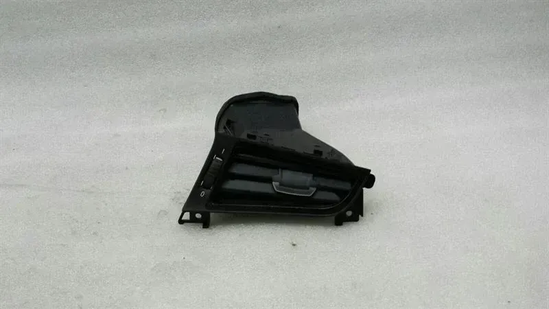 BMW Z4 E89 RHD Right Air Vent 9173538 Right Hand Drive