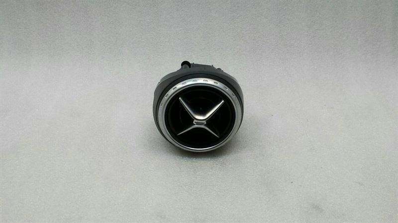 Mercedes GLA X156 air vent A1568300154 ventilation nozzle ventilation grille