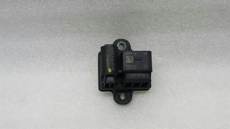 Mercedes E Class W212 Glow Plug A6519000900 ECU Glow Timing Power Amplifier OM651